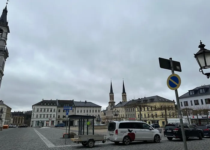 Ein Am Markt 3* Oelsnitz (Erzgebirge)